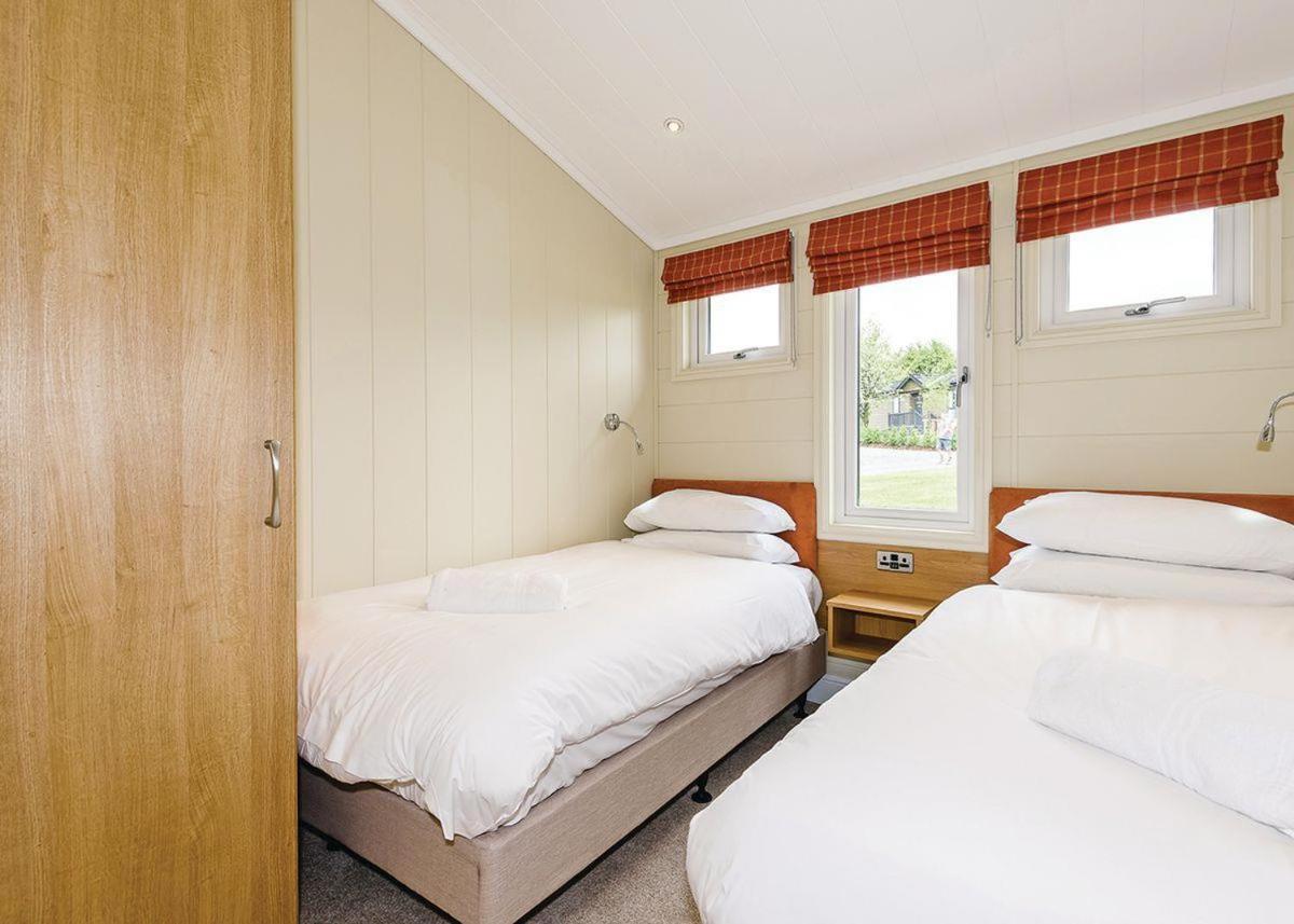Thanet Well Lodges Ivegill Exterior photo